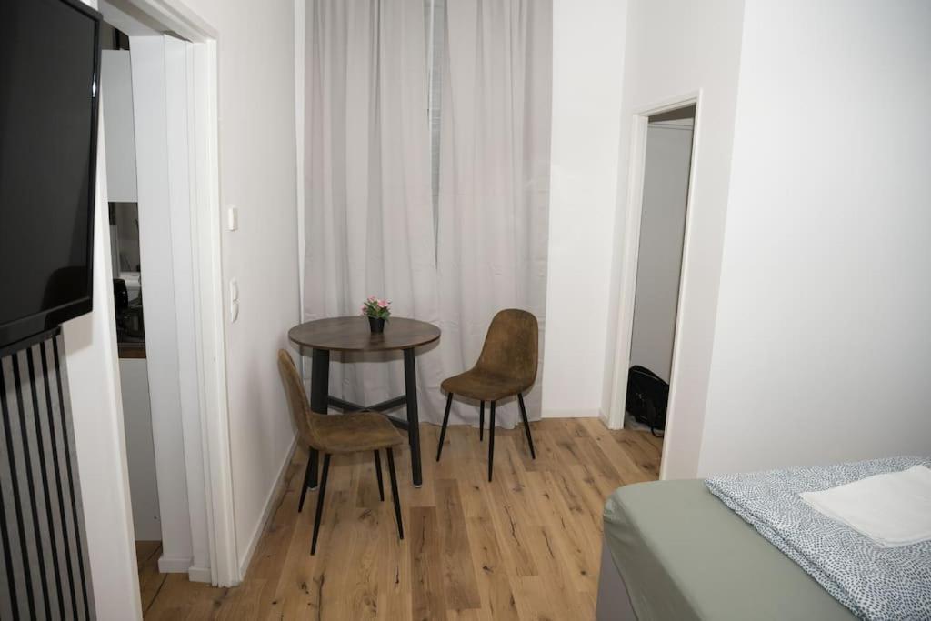 Rrooms Smart Appartement Wien Ngoại thất bức ảnh